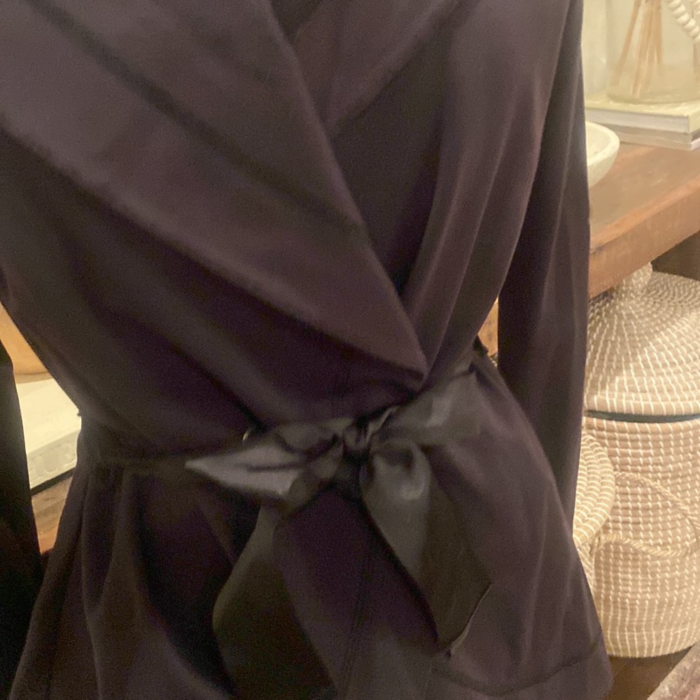 Yoga wrap jacket - Picture 3 of 6